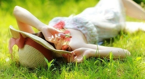 简短隐晦有关花香的情话《花开、若相依っ の 花落、若想离的情话》 
