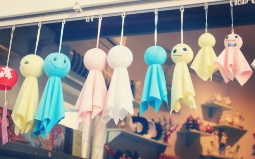 给女生发的春节祝福短信怎么写 给女生发的春节祝福短信怎么写